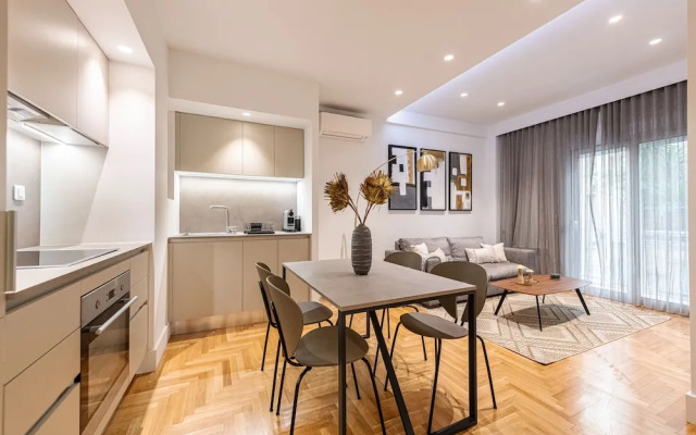 Phaedrus Living Executive Flat Kolonaki