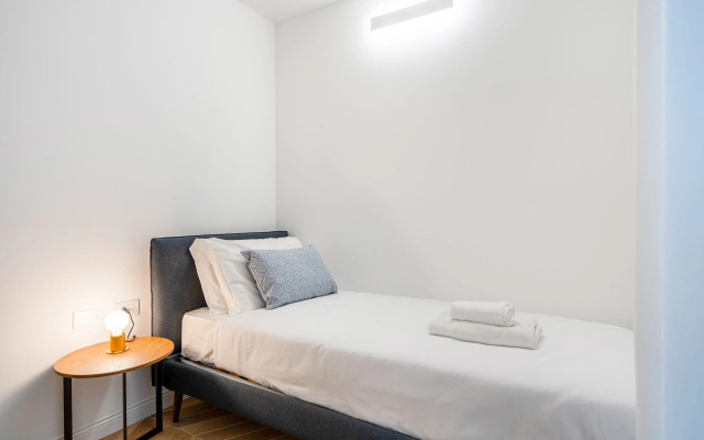 Domo Premium Apartments - Trieste Mazzini