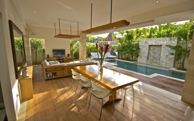 Pantai Indah Villas