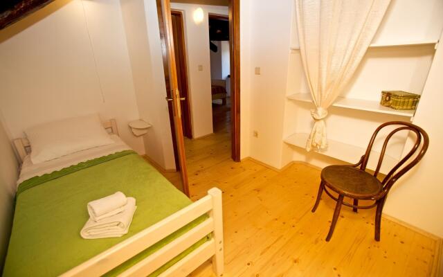 Holiday house Masa - with pool: Milna (Brac), Island Brac