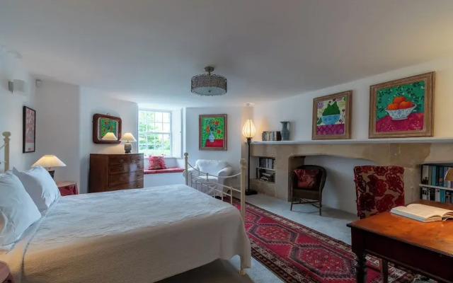Somerset House - Charming Period 1BD