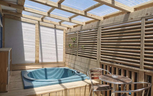 Parakai Geothermal Motel