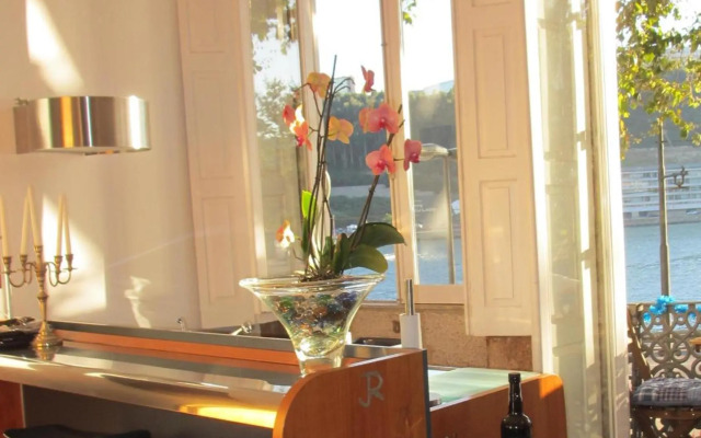 Porto Douro River Guest House