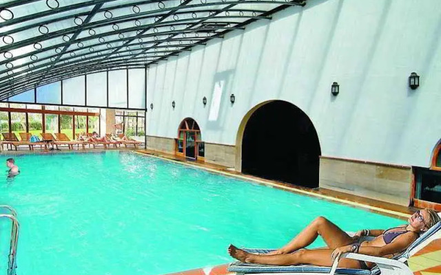 Club Sunny World (ex Orient Hill Hotel)