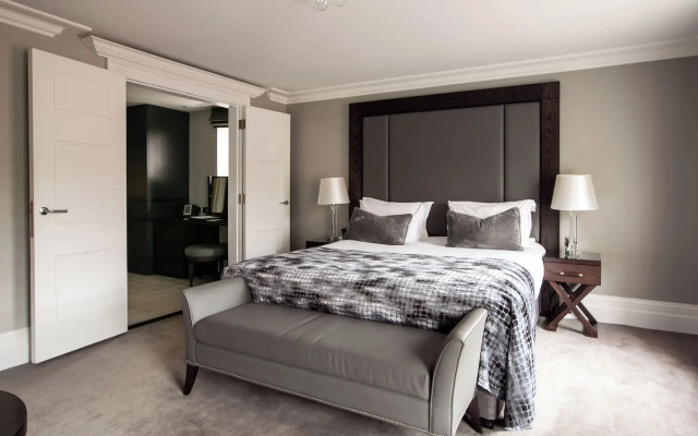 One Warwick Park Hotel