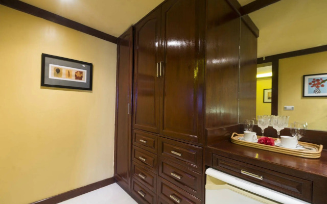 Palm Breeze Villa