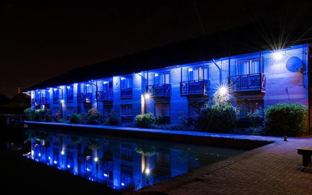 Peartree Lodge Waterside