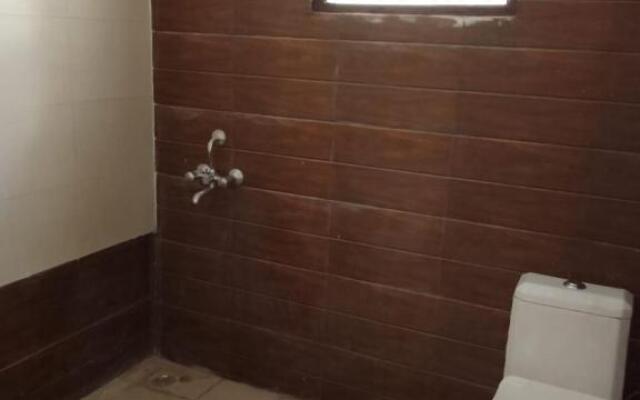 Hotel Rajvanshi By WB Inn