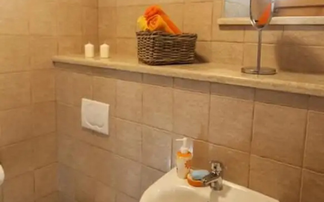 Dujam - Quite Location - H