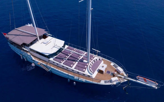 Tarsu Yacht Hotel