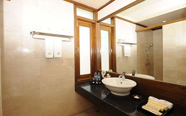 The Myat Mingalar Hotel