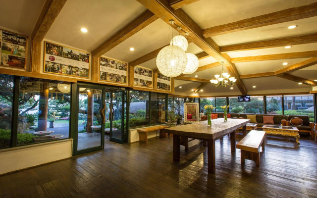 Seaes Hotel & Resort