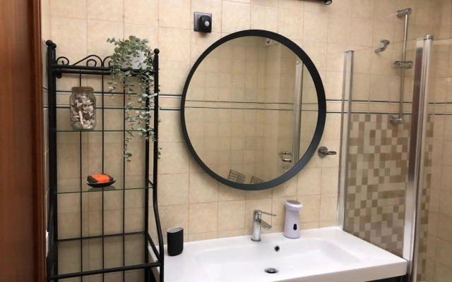 Castelo do Relógio by Férias em Figueira