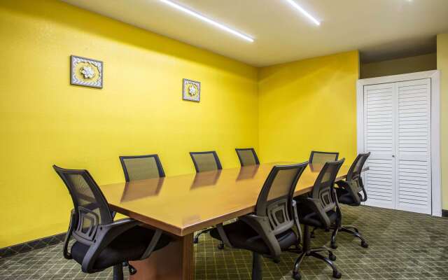 Clarion Inn & Suites Aiken South