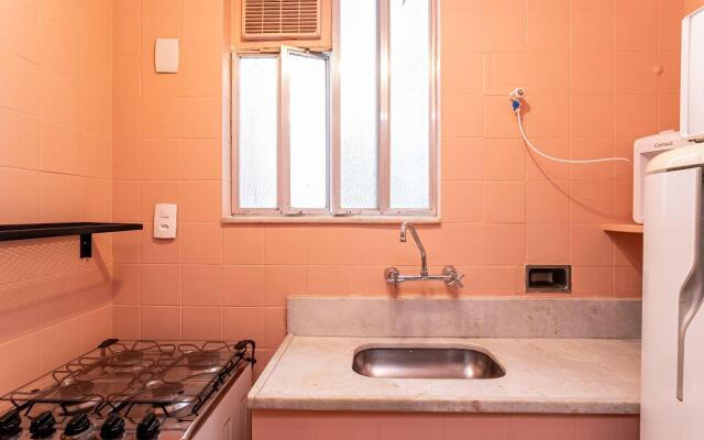 Quarto&Sala a 550m da Praia de Ipanema | PFA58/804