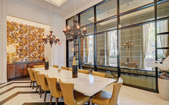 Global Luxury Suites Baypointe Station