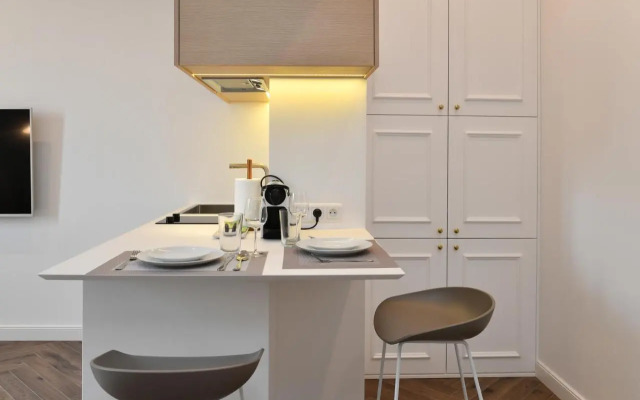 1 bedroom Apartment next to Monaco