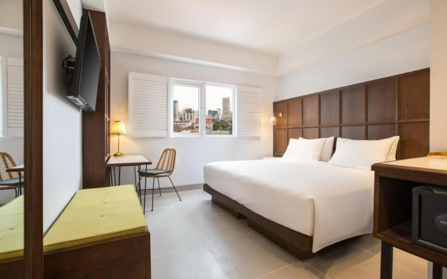 Kampi Hotel Tunjungan – Surabaya