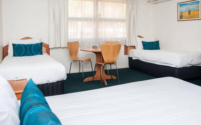 Pegasus Motor Inn and Serviced Apartments