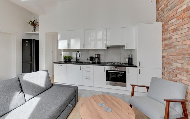 Grand Apartments