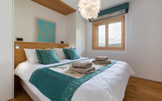 Chalet Les Etablonsluxury Chaletski-in Ski-out