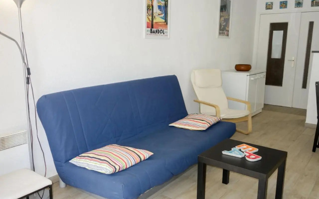 Studio 2 + 2 dans résidence avec piscine