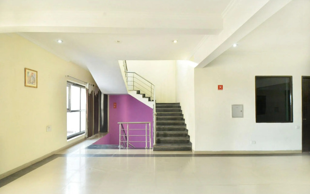 OYO 5026 Preet Hotel