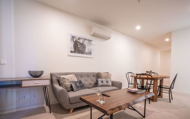 Poplar Apartments