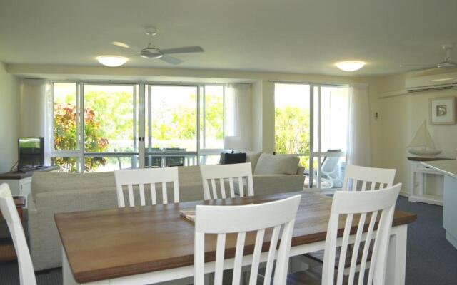 Sunshine Vista Holiday Apartments