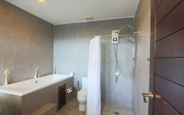 Sea View Front&Back Pool Near Beach V240