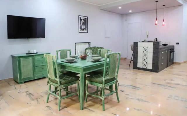 Modern Apartment at Piazza del Ges