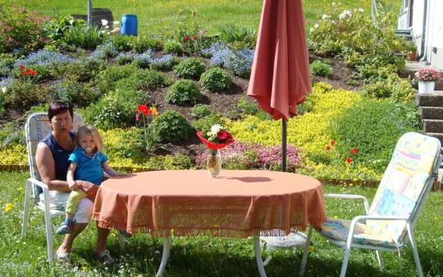 Cosy Apartment in Dalaas With Terrace, Garden & Ski-storage