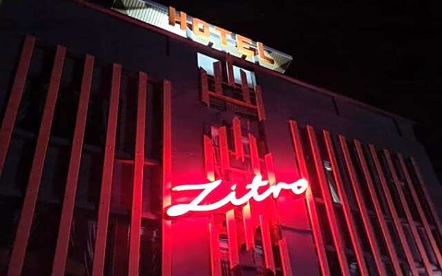 Zitro Hotel