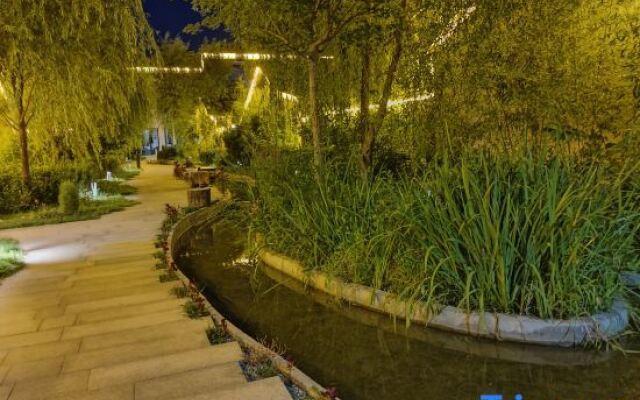 Manlu Guesthouse Near Great Wall