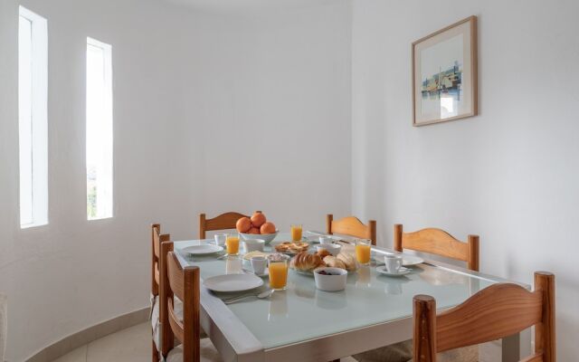 Apt. 89-A São Rafael by HelloVacations