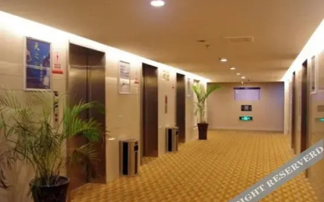 Jingyu Hotel (Zhongyuan Wanda Ersha Metro Station)