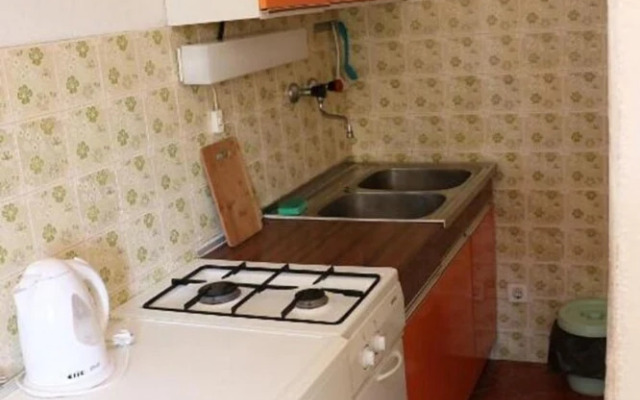 Nina - Free Private Parking - A4