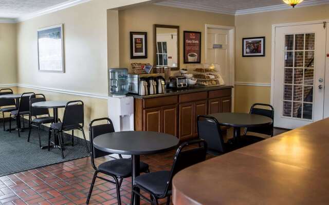 Econo Lodge Crystal Coast