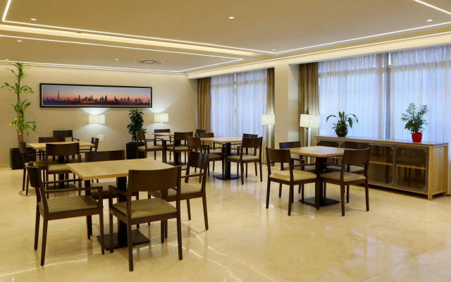 Aparthotel PYR Fuengirola