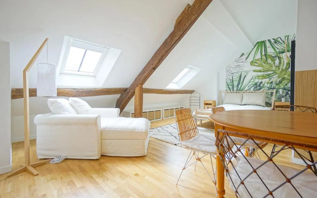 BEAUTIFUL BRIGHT apartment near the Marais