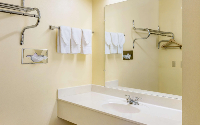 Americas Best Value Inn Clayton