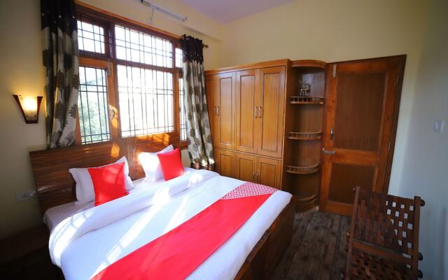 OYO 12125 Home 3BHK Shimla Woods