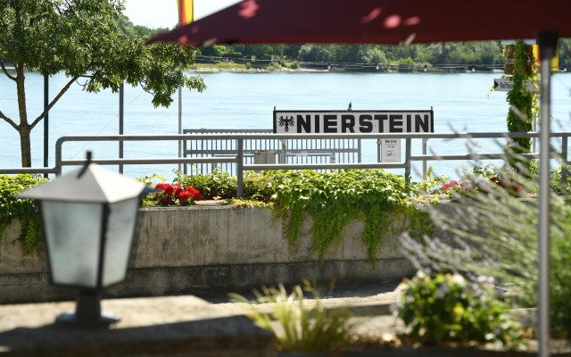 Rhein-Hotel Nierstein