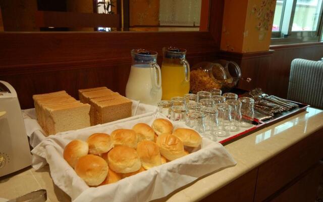 Reedon Boutique Hotel