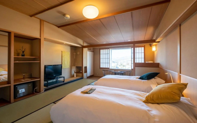 onsen hotel Omoto