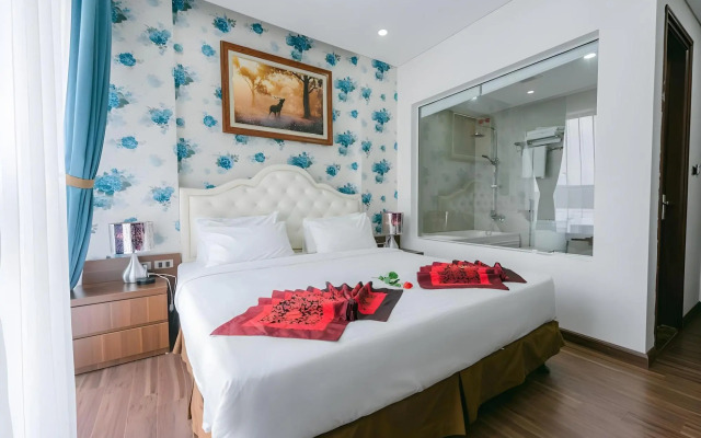 New Century Hotel Cau Giay