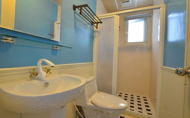 Summer Breeze Guest House