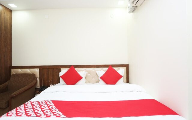 Doodles Crib Guest House by OYO Rooms