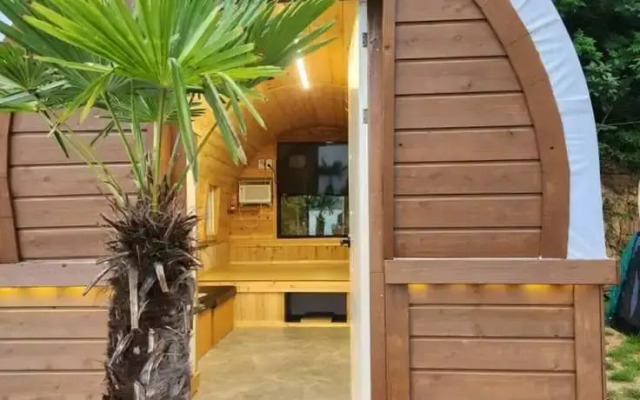 Geoje Island Jangmok Hawaii Pension