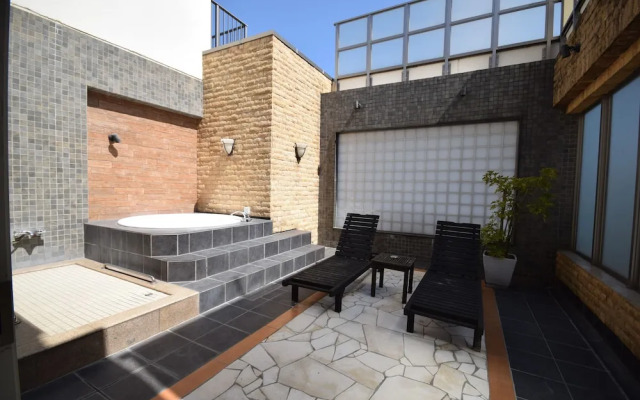 Hotel X - Adult Only